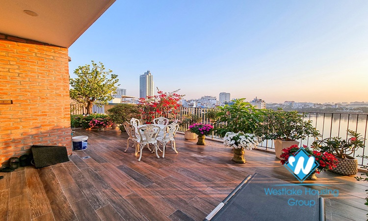 Large 4 bedroom apartment with lake view for rent in Truc Bach, Ba Dinh